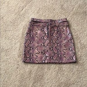 Skirt unworn